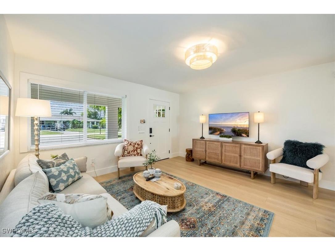 4523 Fluvia Avenue Naples FL 34103 225070487 image3