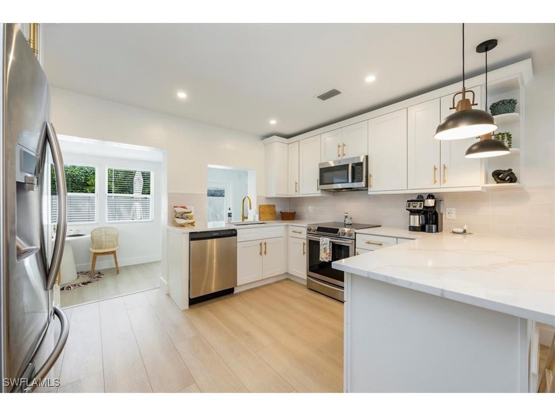 4523 Fluvia Avenue Naples FL 34103 225070487 image5