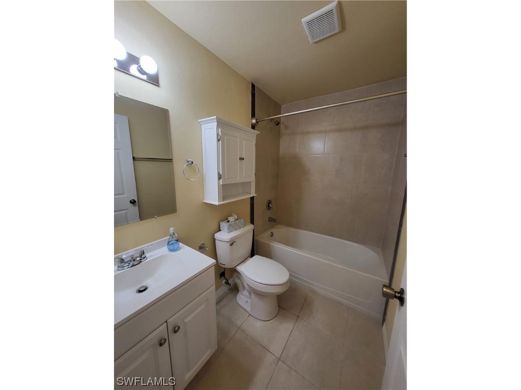 4523 SW 8th Place Cape Coral FL 33914 223045500 image1