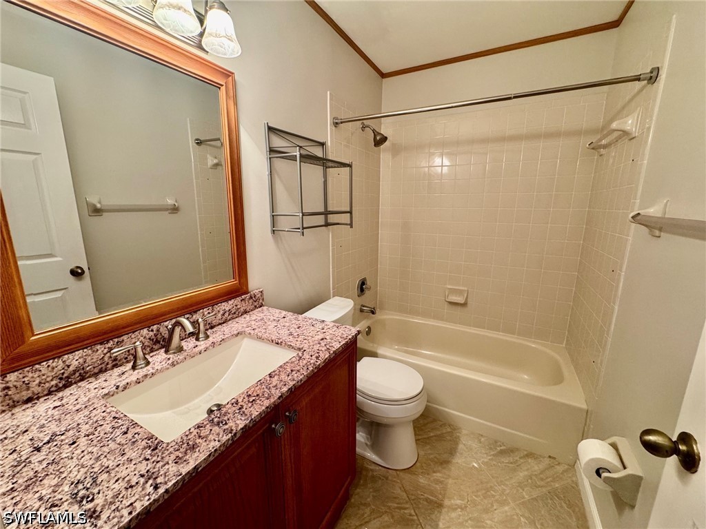 4524 Andover Way #I-204 Naples FL 34112 226023416 image10