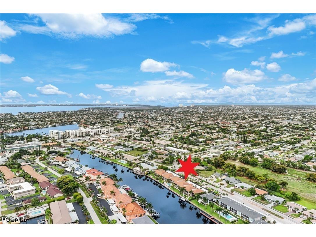 4524 Country Club Boulevard Cape Coral FL 33904 2026025519 image3