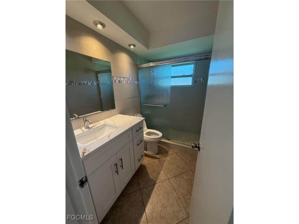 4524 SE 11th Place Cape Coral FL 33904 225031931 image2