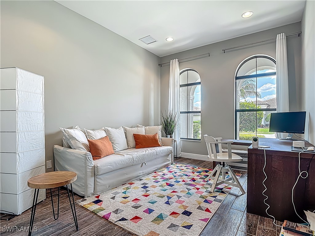 4524 Tamarind Way Naples FL 34119 225050353 image3