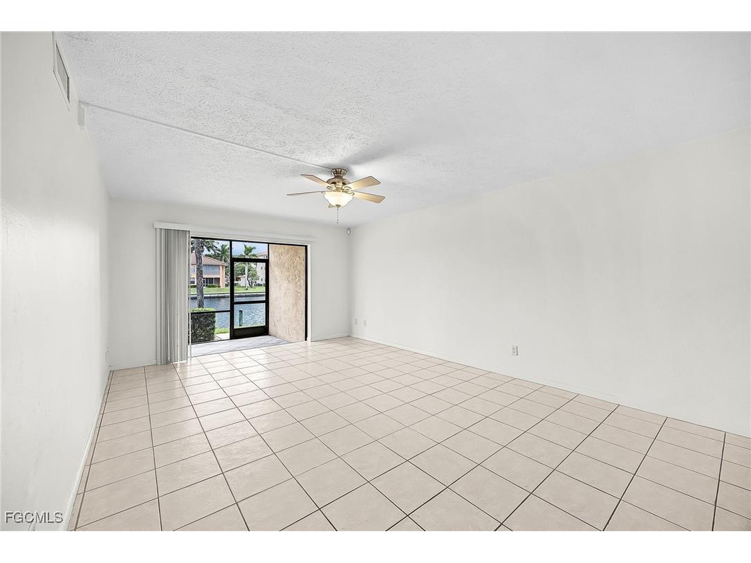 4525 Country Club Boulevard #110 Cape Coral FL 33904 2025013574 image11