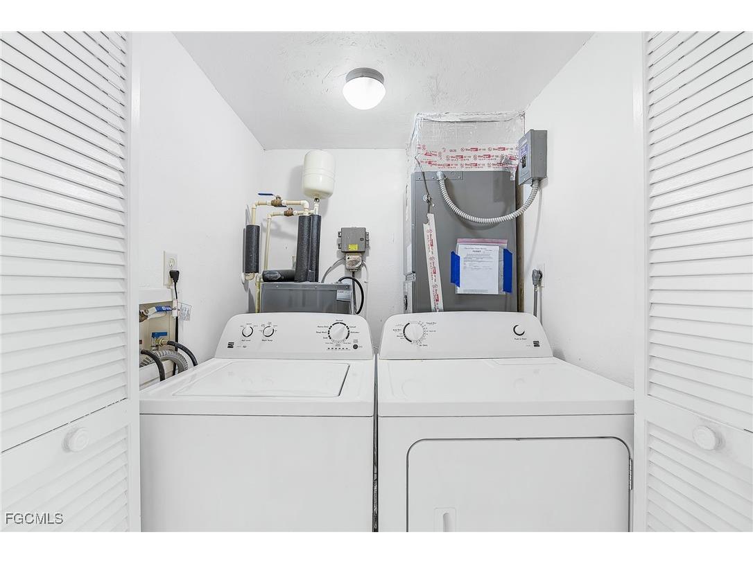 4525 Country Club Boulevard #110 Cape Coral FL 33904 2025013574 image16