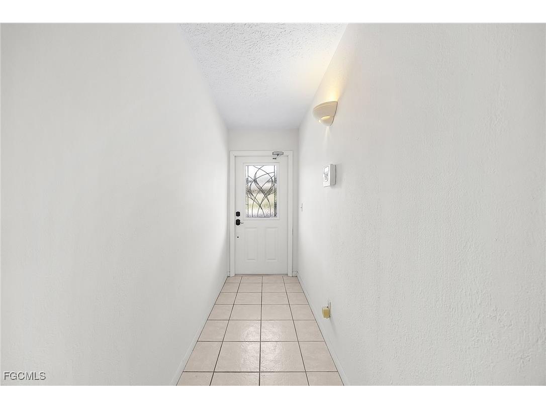 4525 Country Club Boulevard #110 Cape Coral FL 33904 2025013574 image5