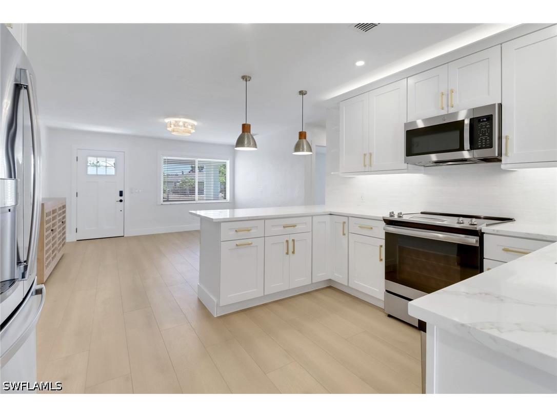 4525 Fluvia Avenue Naples FL 34103 226015623 image11