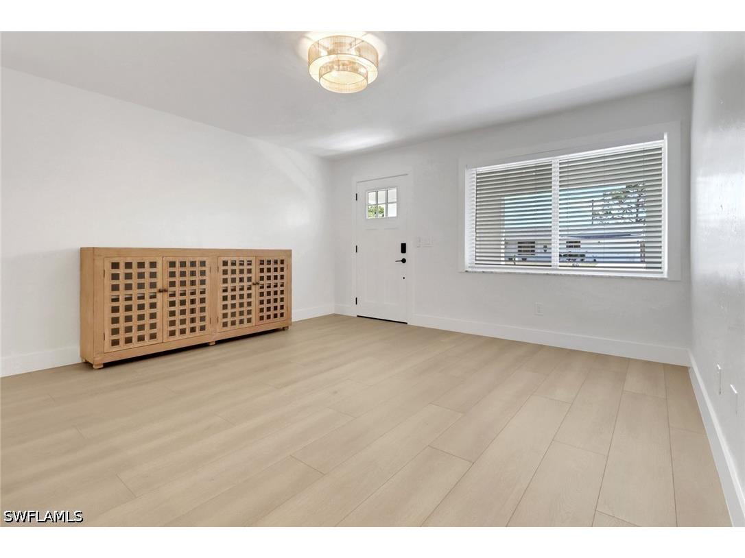 4525 Fluvia Avenue Naples FL 34103 226015625 image5