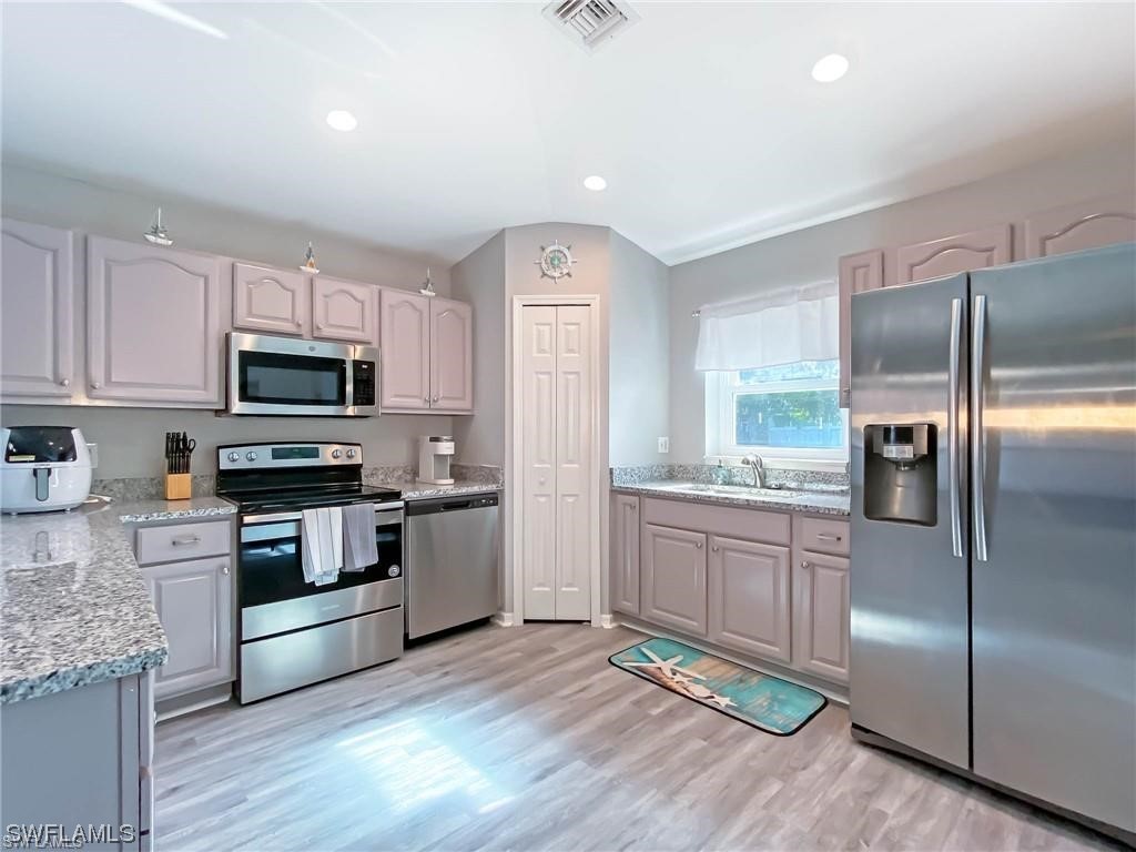 4525 SW 7th Place Cape Coral FL 33914 223069857 image1