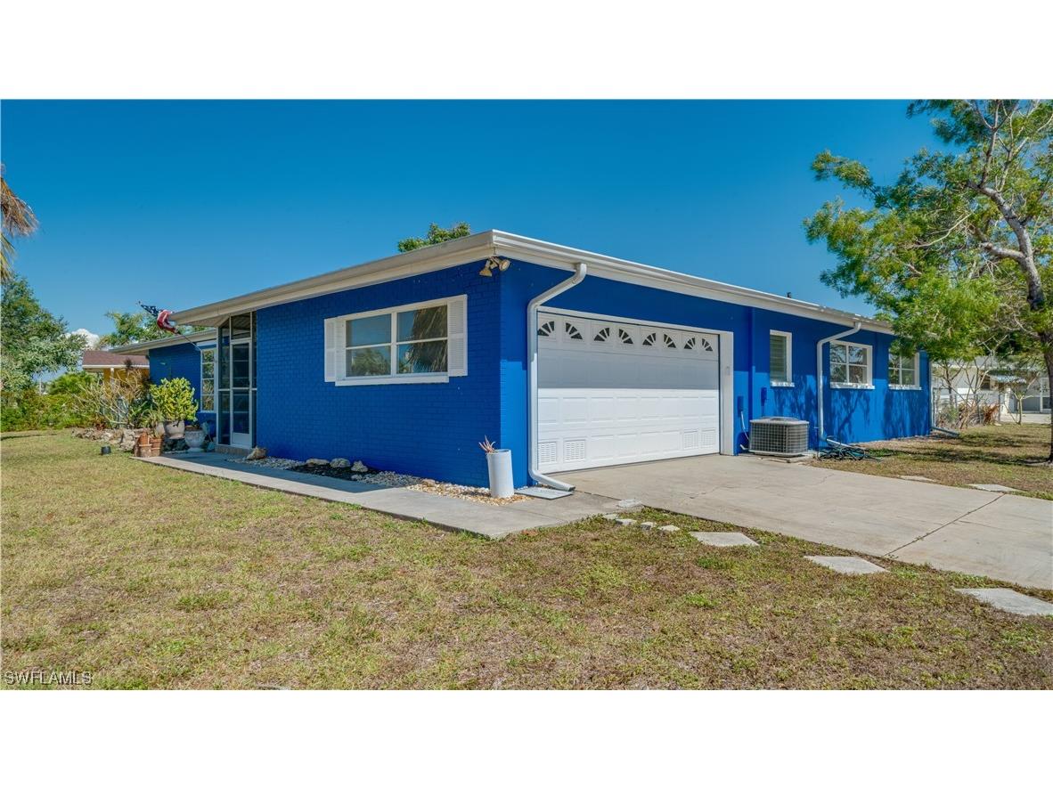 4527 Coronado Parkway Cape Coral FL 33904 223018336 image1