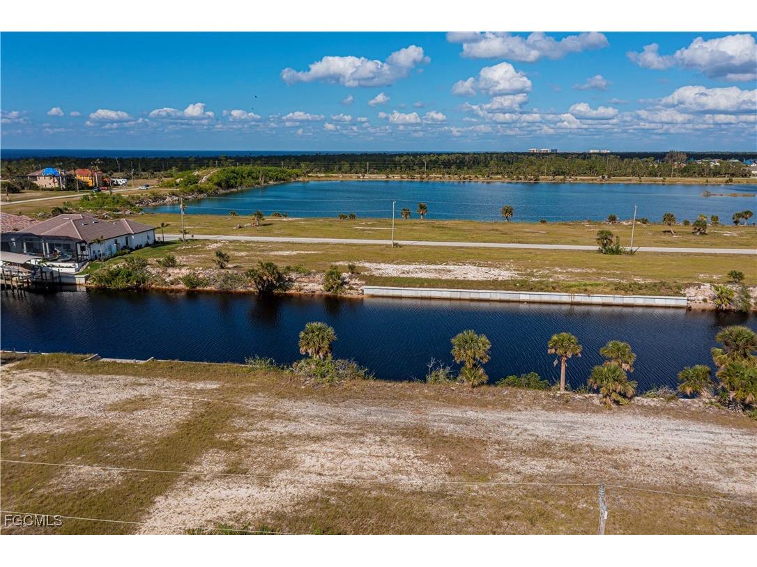 4527 NW 35th Terrace Cape Coral FL 33993 2025025124 image6