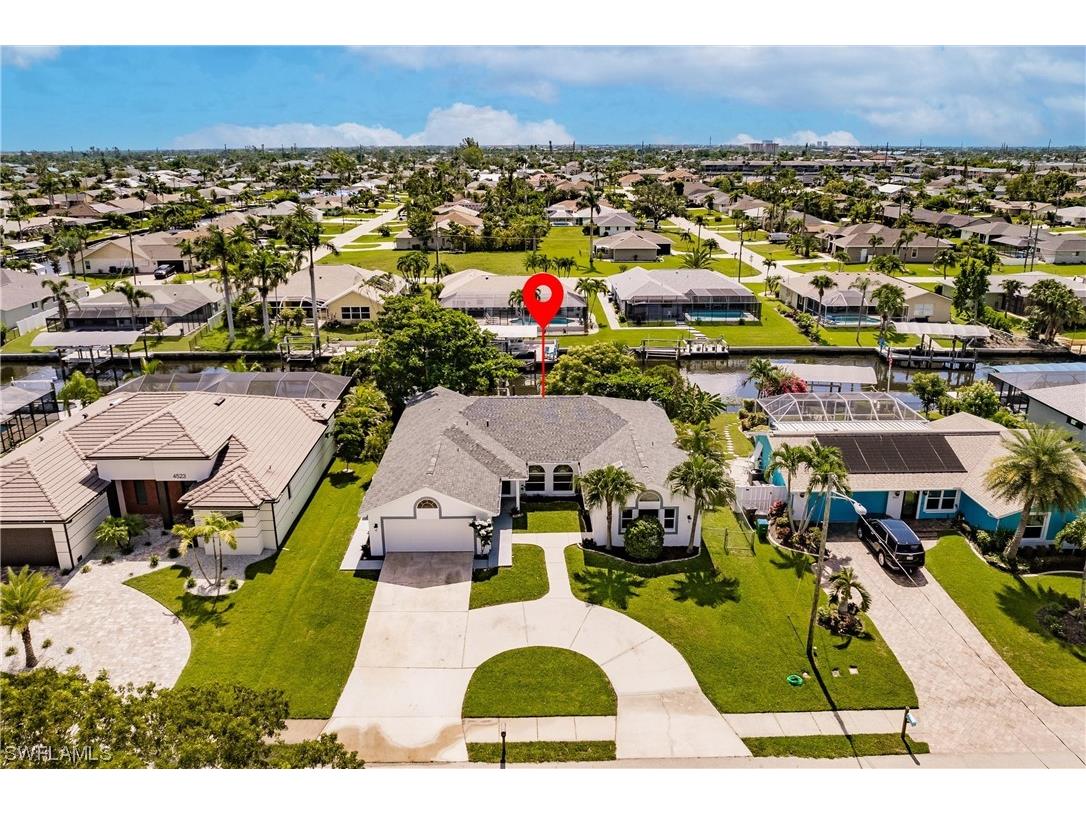 4527 Pelican Boulevard Cape Coral FL 33914 223053296 image1