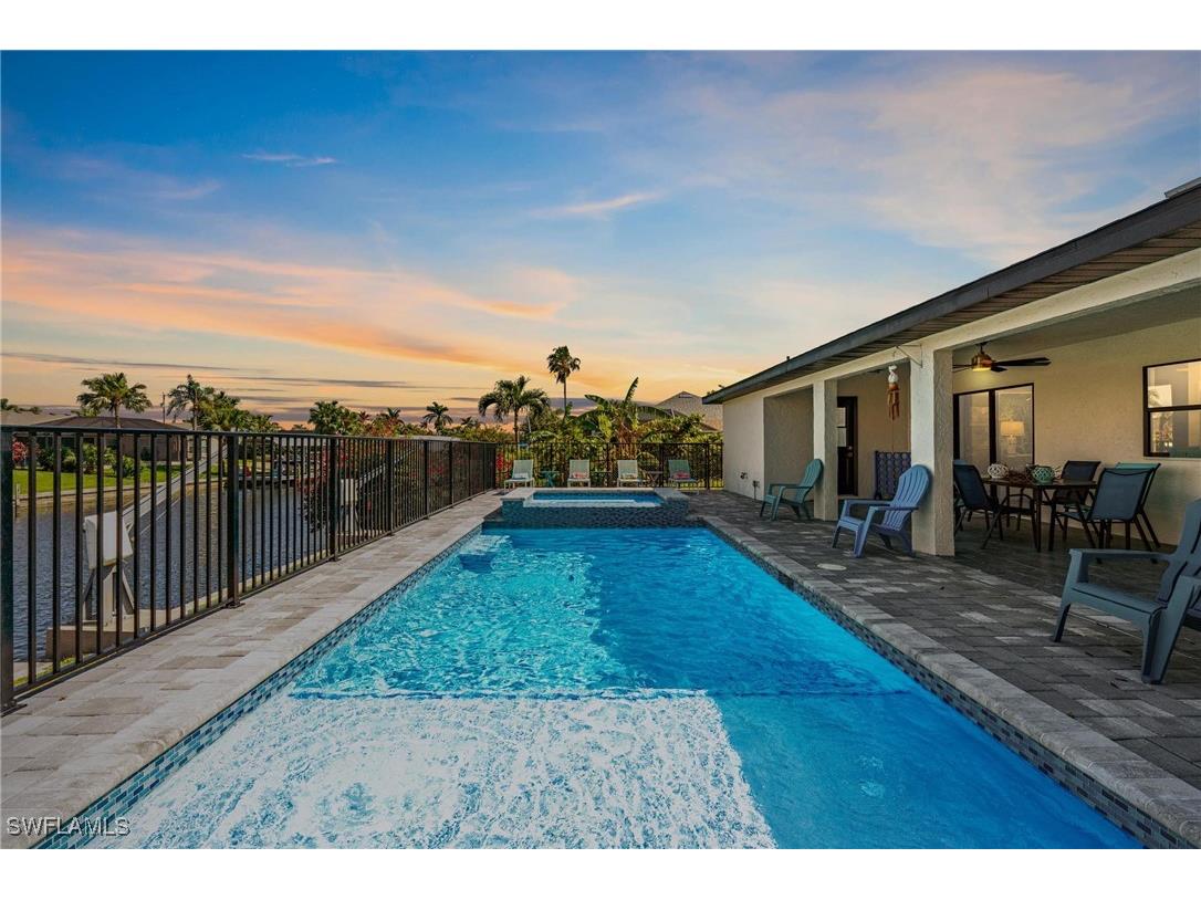 4527 Pelican Boulevard Cape Coral FL 33914 224090131 image1