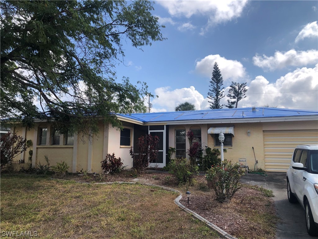4527 SE 10th Place Cape Coral FL 33904 223020185 image1