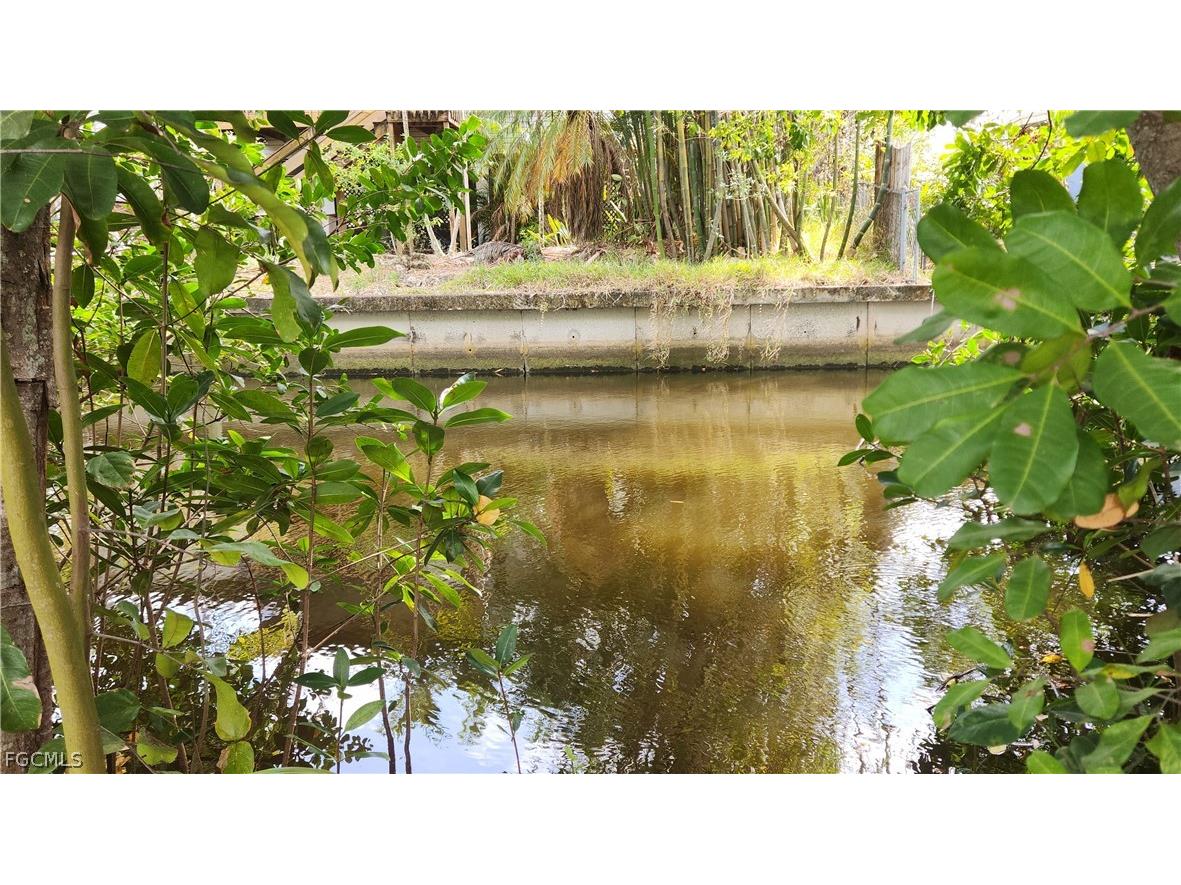 4528 E Riverside Drive Fort Myers FL 33905 2026012056 image8