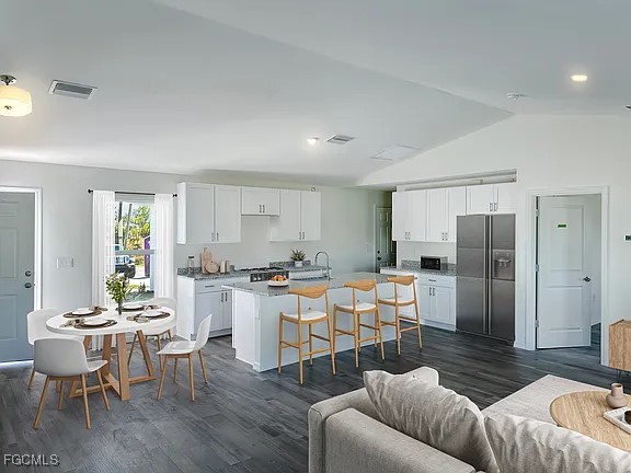 4528 NW 34th Place Cape Coral FL 33993 2025010402 image2