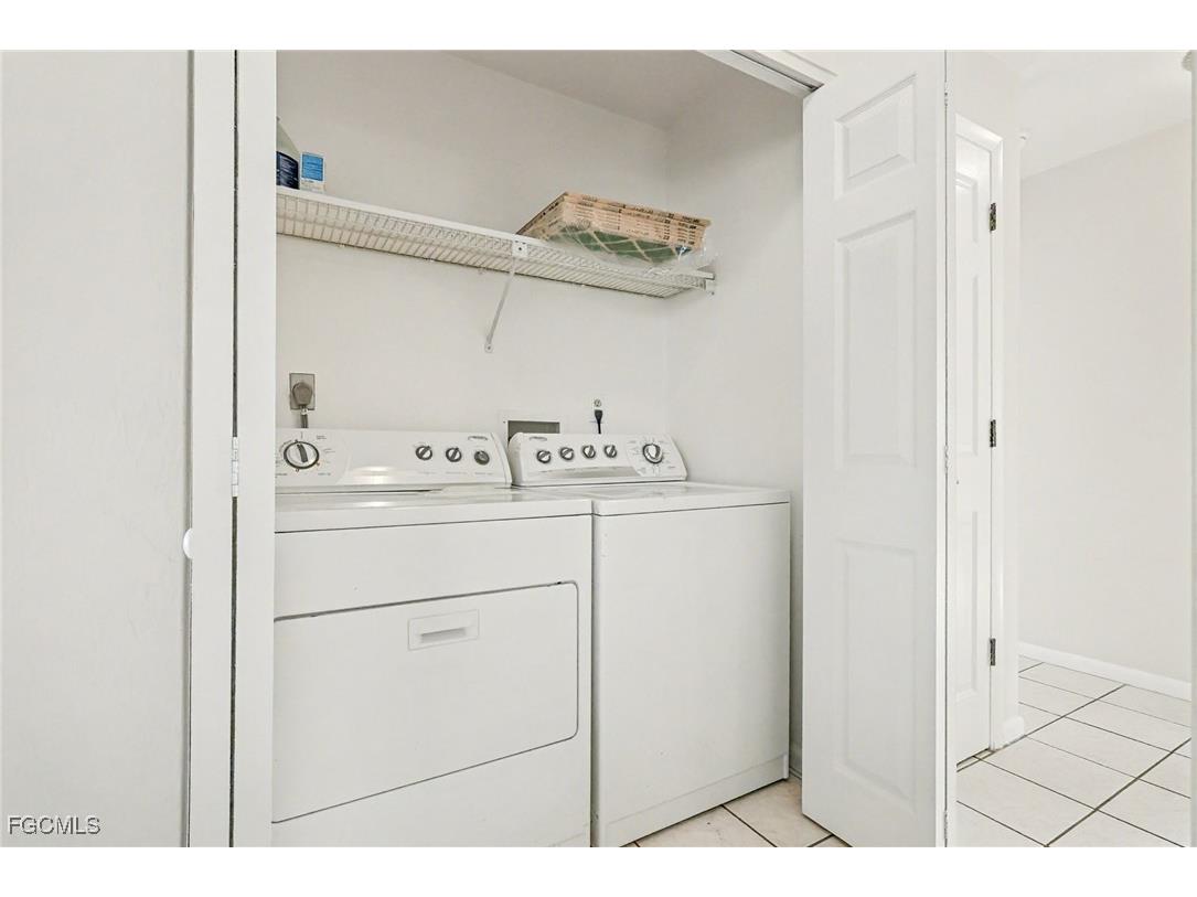 4528 SE 5th Place #8 Cape Coral FL 33904 2025024830 image12