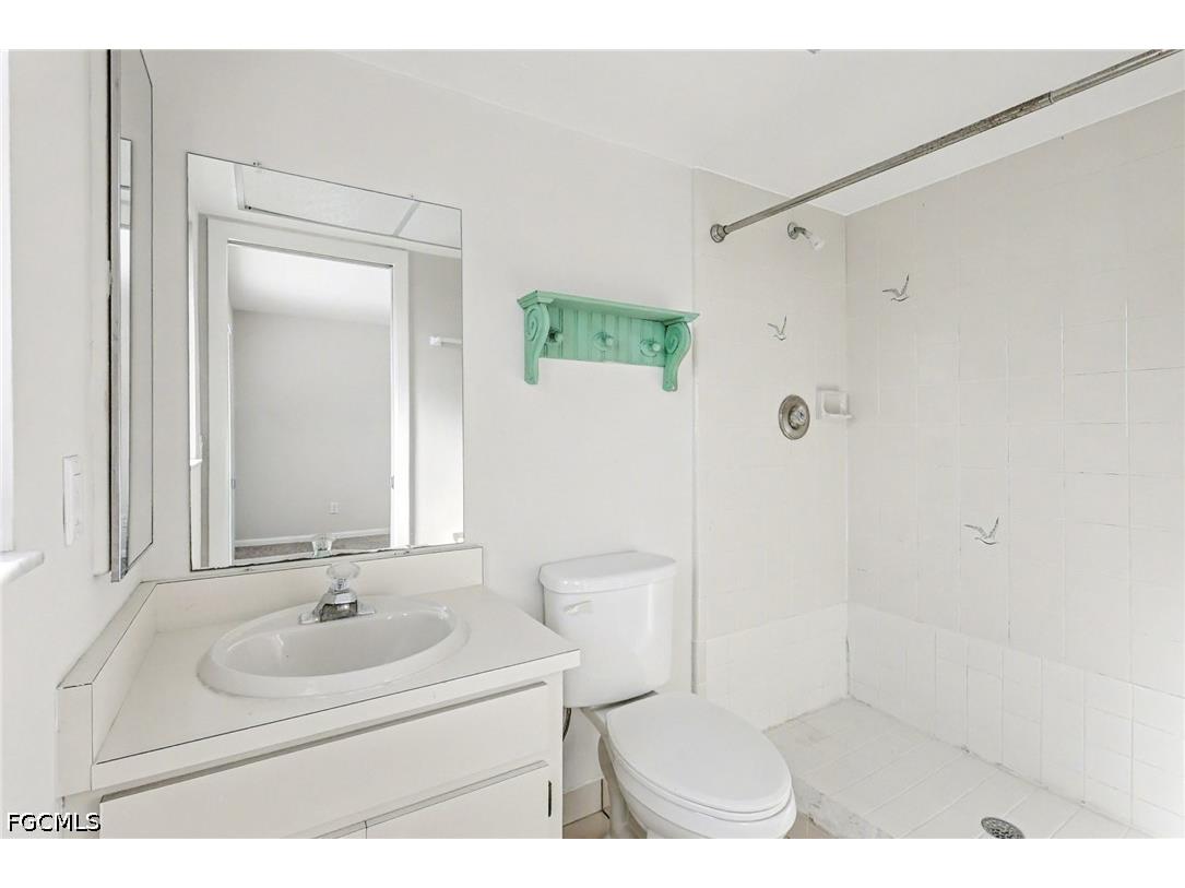 4528 SE 5th Place #8 Cape Coral FL 33904 2026024370 image8