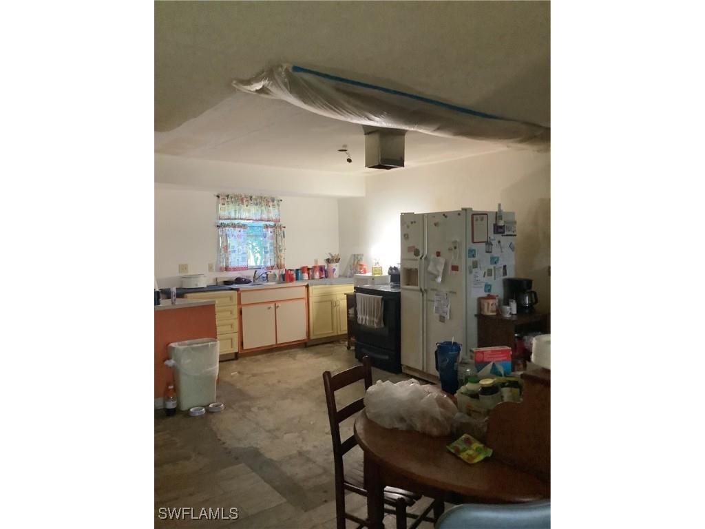 4528 SW 26 Avenue Naples FL 34116 225077398 image1