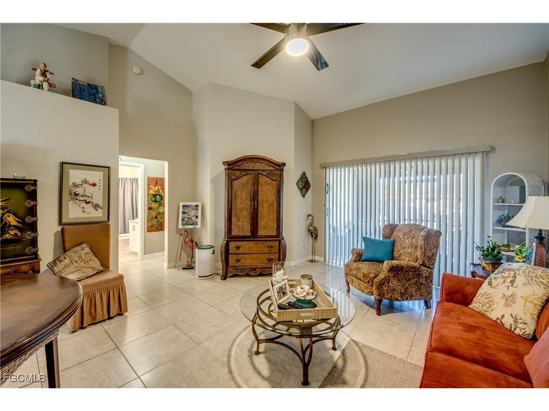 4528 SW 7th Place Cape Coral FL 33914 2025026294 image12