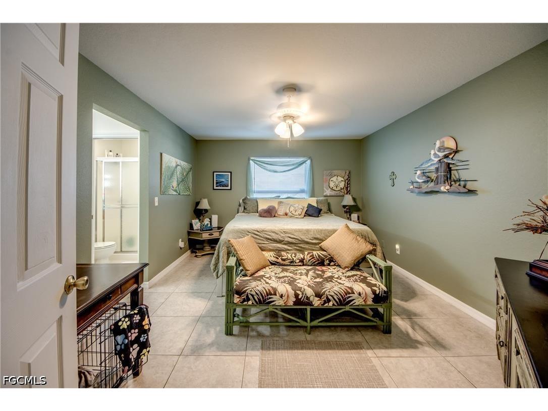 4528 SW 7th Place Cape Coral FL 33914 2026014927 image12