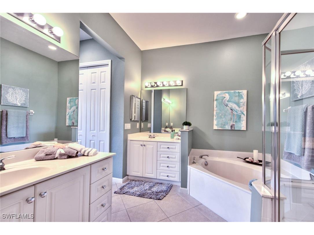 4529 Cardinal Cove Lane #7 Naples FL 34114 225067016 image16