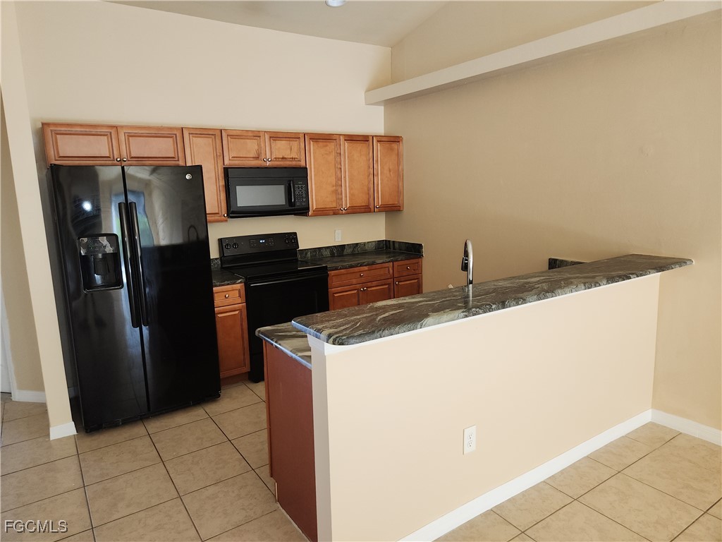4529 SW 8th Place Cape Coral FL 33914 2025015144 image11