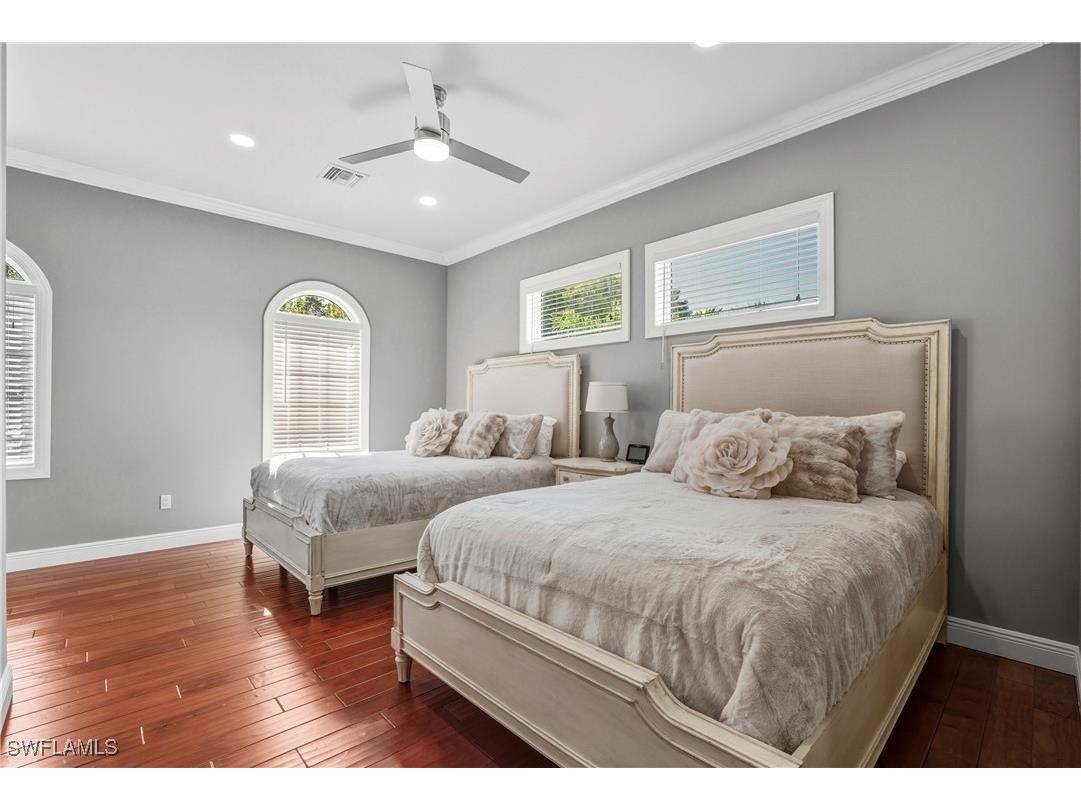 453 18th Avenue S Naples FL 34102 225080161 image33