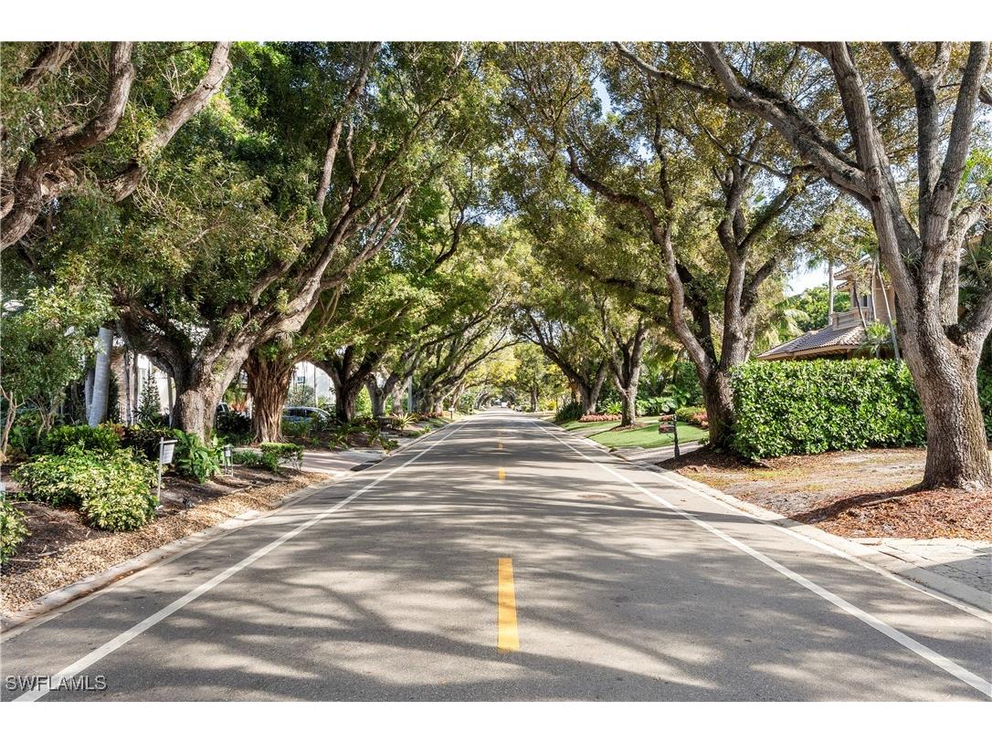 453 18th Avenue S Naples FL 34102 225080161 image35