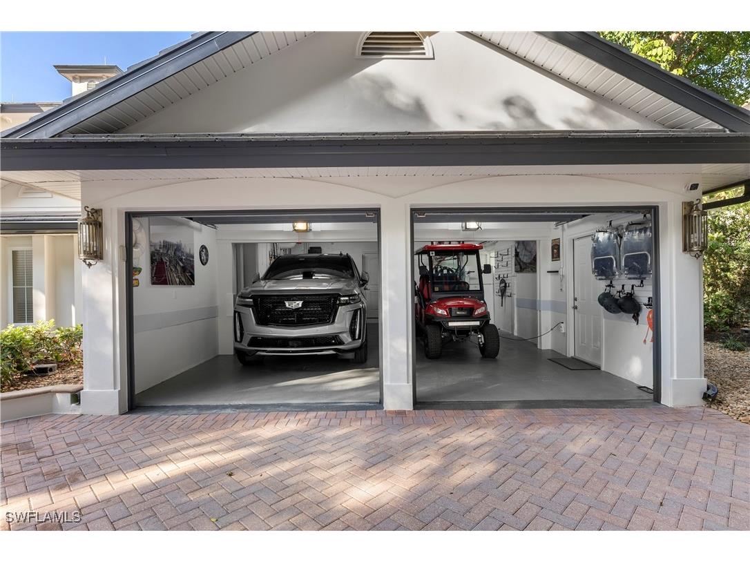 453 18th Avenue S Naples FL 34102 225080161 image44