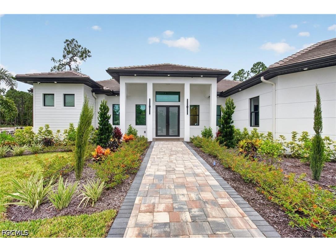 453 25th Street SW Naples FL 34117 2026031120 image3