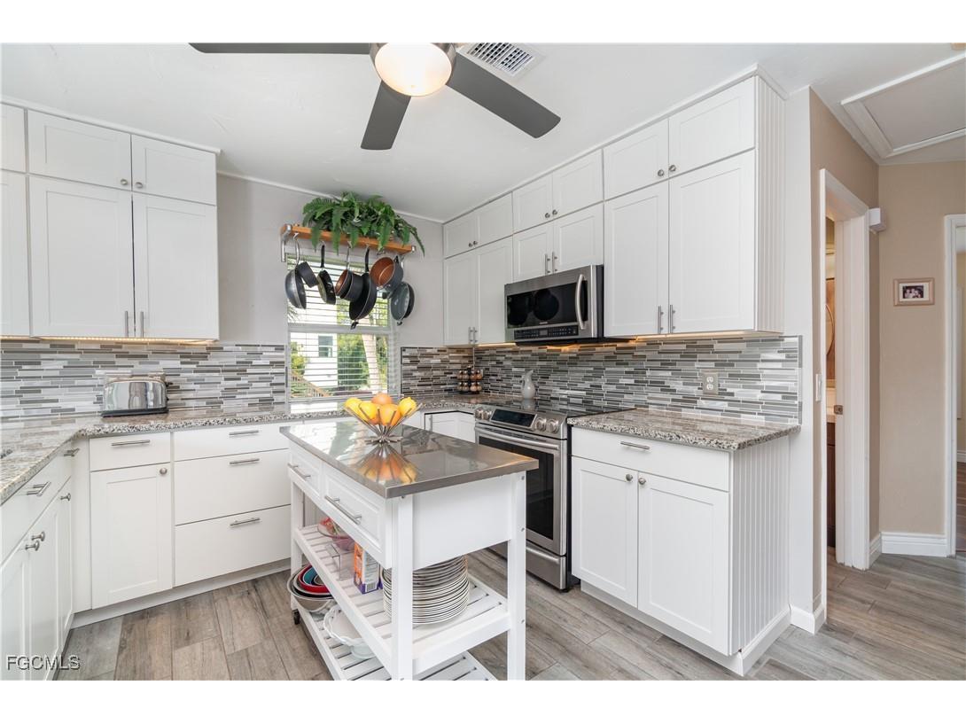 453 Seaworthy Road North Fort Myers FL 33903 2025018569 image10