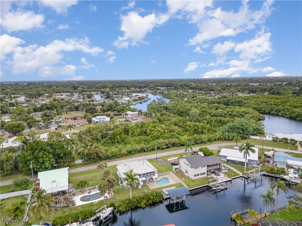 453 Seaworthy Road North Fort Myers FL 33903 2025018569 image32