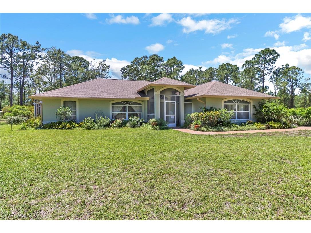 4530 18th Avenue NE Naples FL 34120 223028551 image1