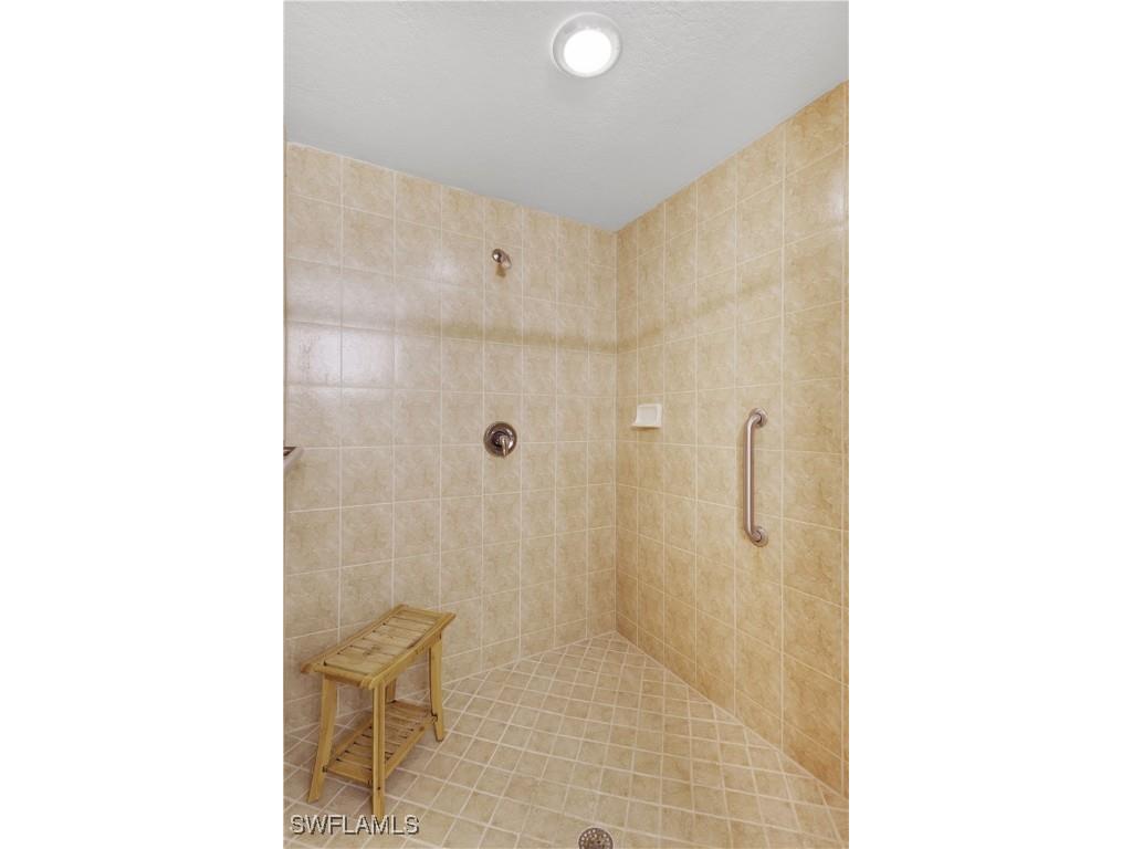 4530 Botanical Place Circle #107 Naples FL 34112 225063805 image17