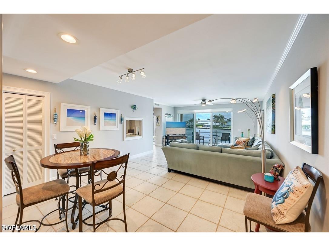 4530 Gulf Shore Boulevard N #2-122 Naples FL 34103 226014164 image16