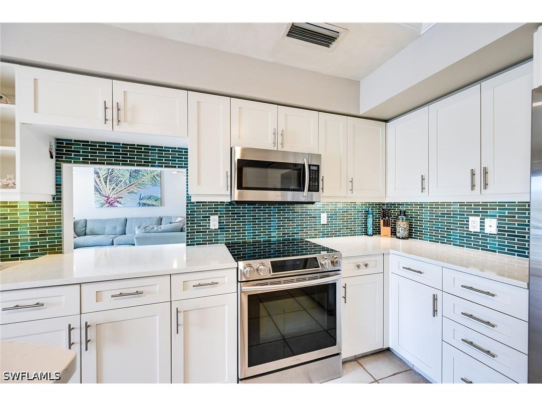 4530 Gulf Shore Boulevard N #2-122 Naples FL 34103 226014164 image8