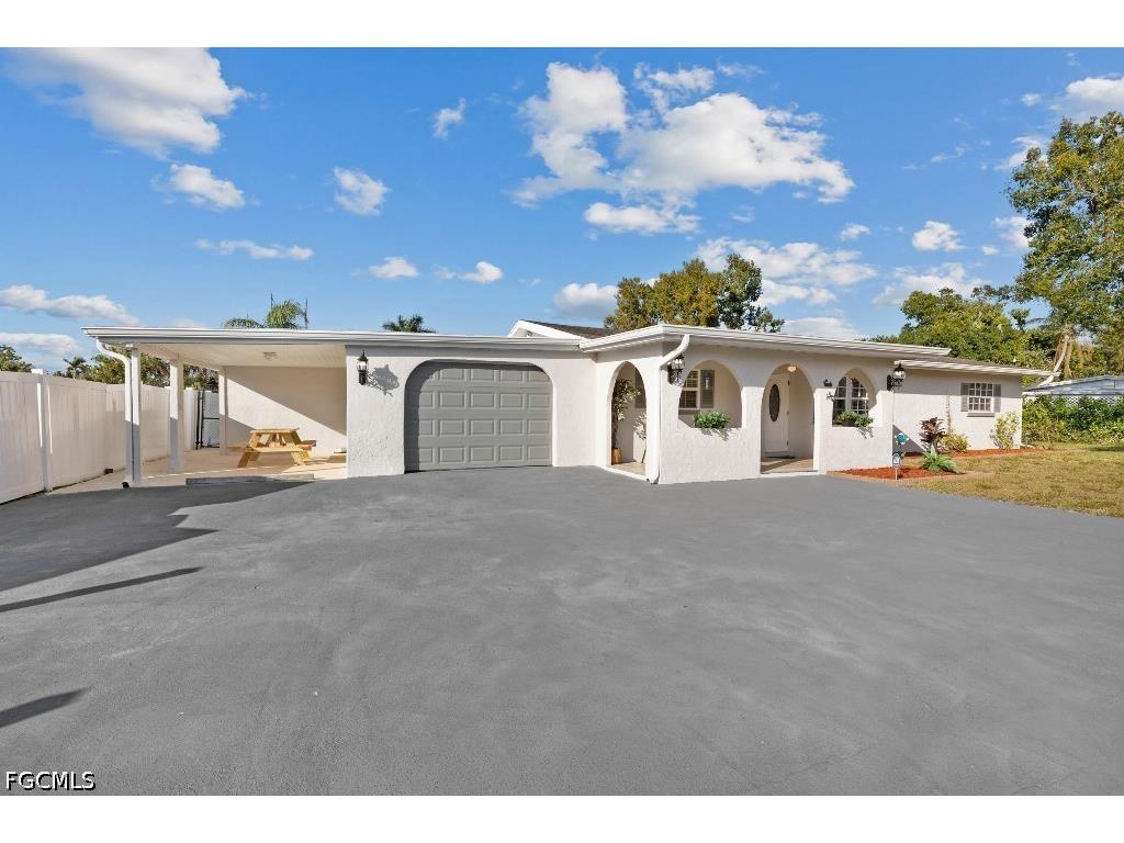 4530 Underwood Drive Fort Myers FL 33905 2026022336 image1