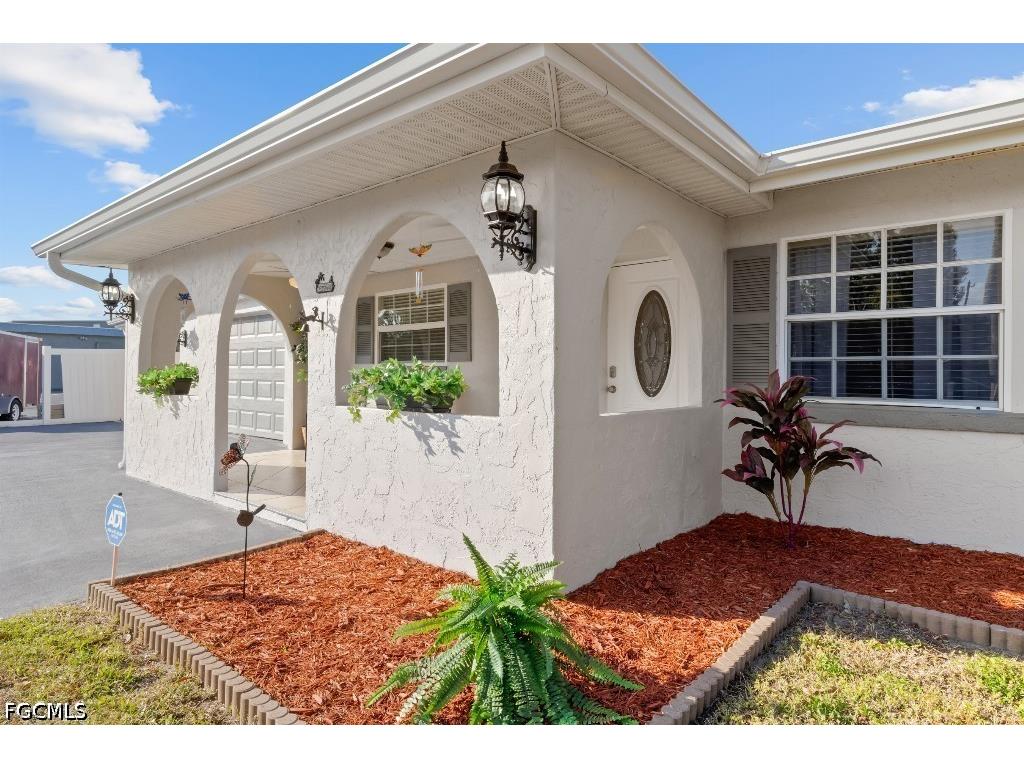 4530 Underwood Drive Fort Myers FL 33905 2026022336 image3