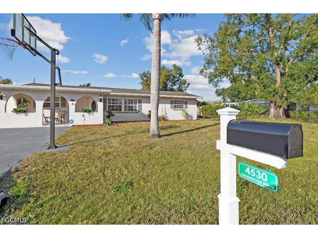 4530 Underwood Drive Fort Myers FL 33905 2026022336 image47