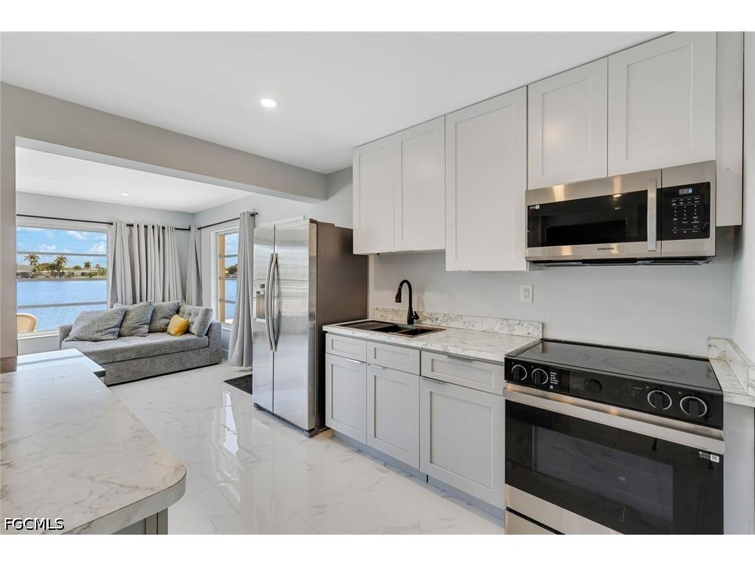 4530 Vinsetta Avenue North Fort Myers FL 33903 2026020228 image20