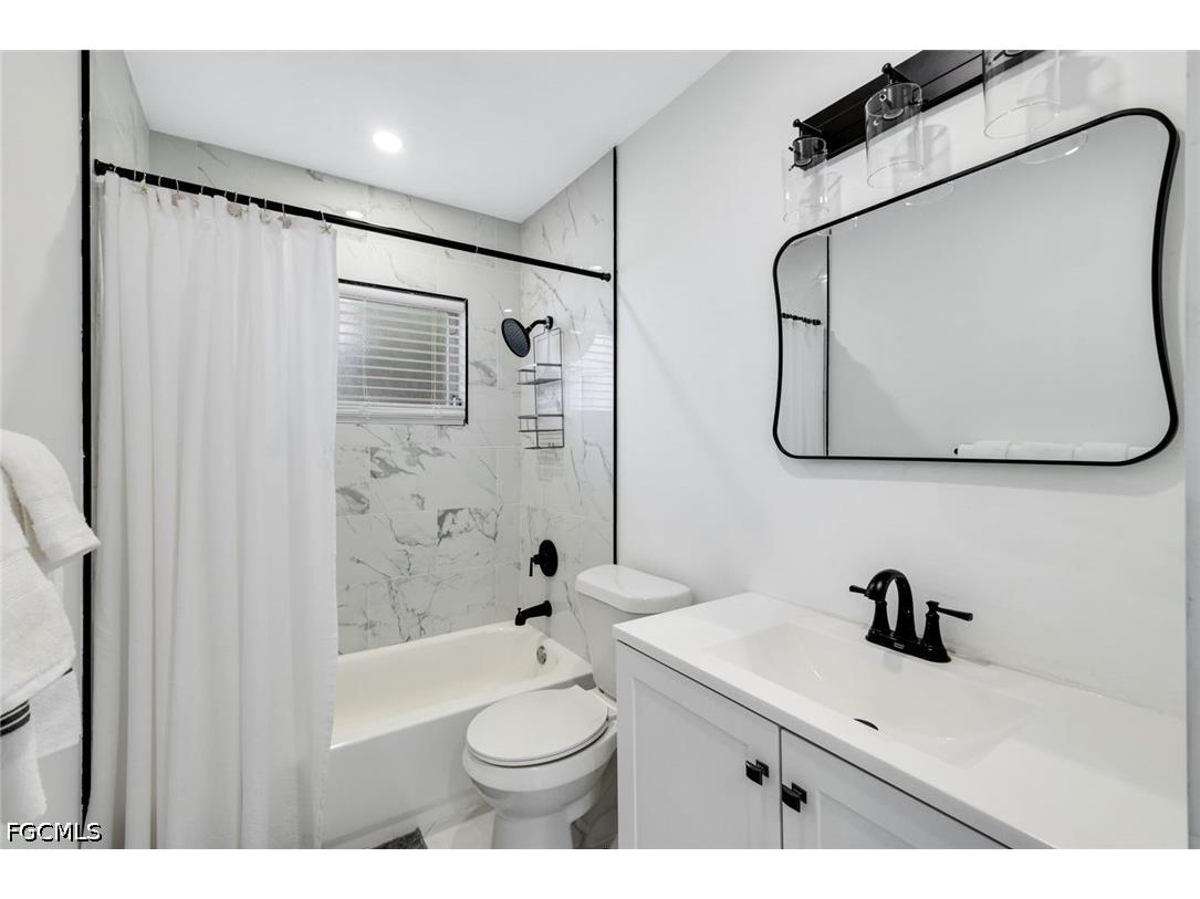 4530 Vinsetta Avenue North Fort Myers FL 33903 2026020228 image29