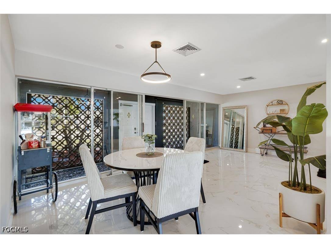 4530 Vinsetta Avenue North Fort Myers FL 33903 2026020228 image8