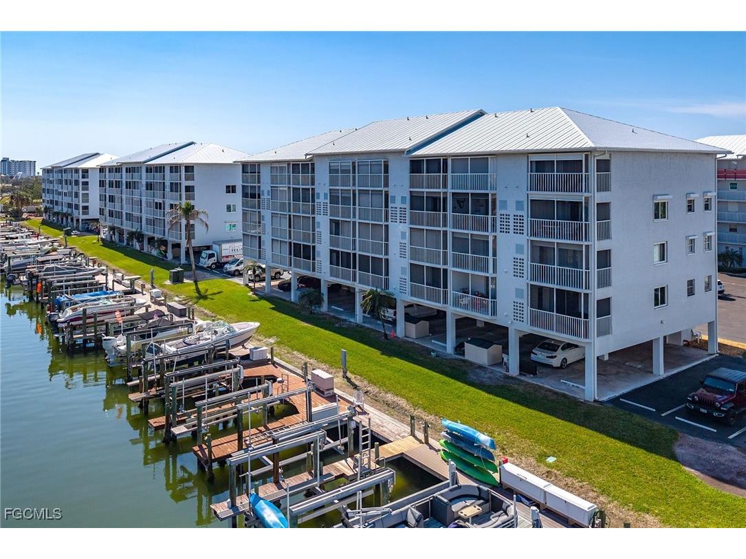 4531 Bay Beach Lane #333 Fort Myers Beach FL 33931 2025016336 image31