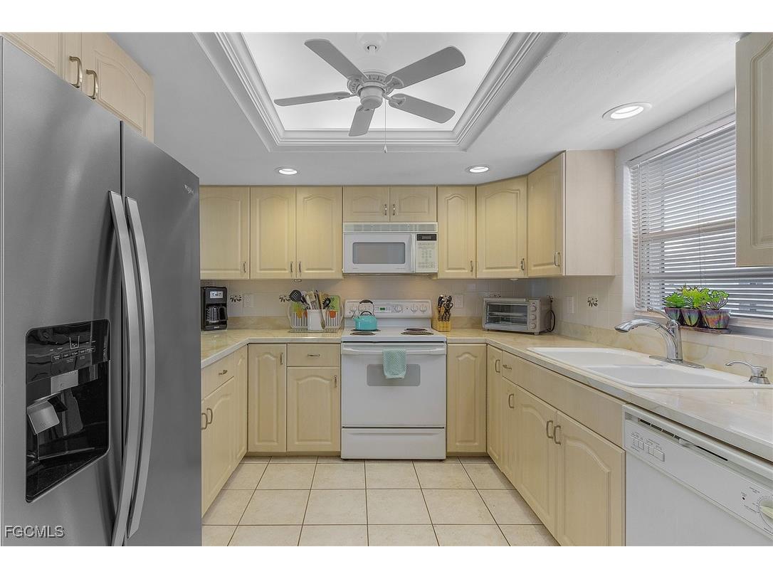 4531 Bay Beach Lane #334 Fort Myers Beach FL 33931 2025013886 image9