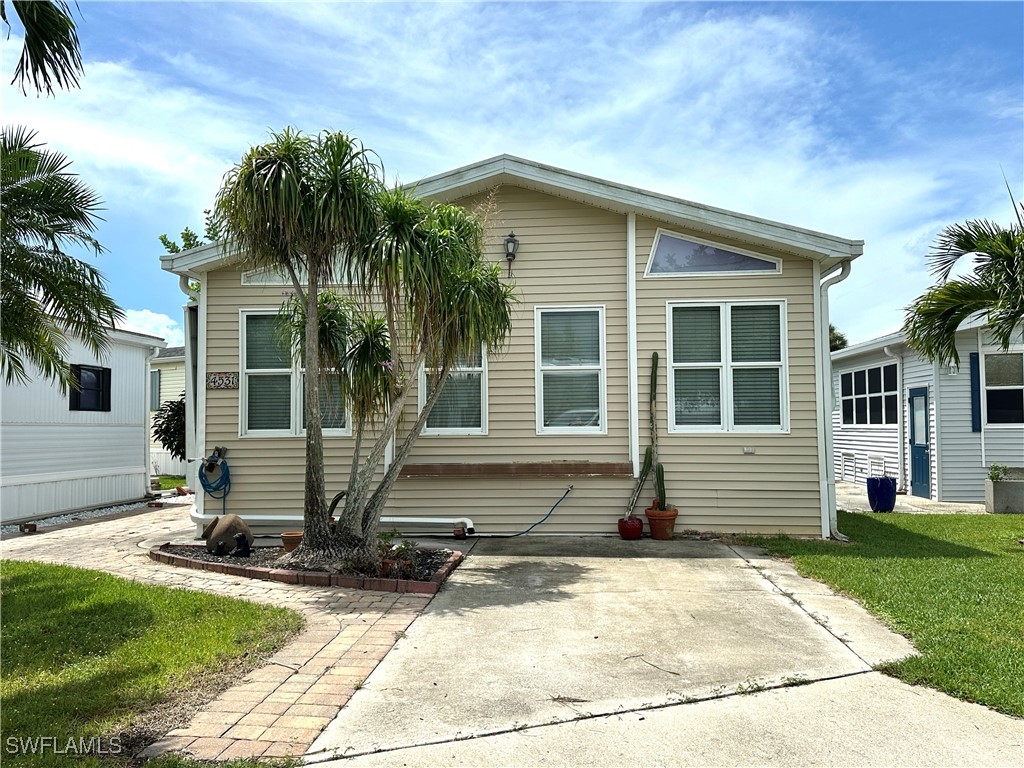 4531 Pilgrims Way E Estero FL 33928 225070193 image1
