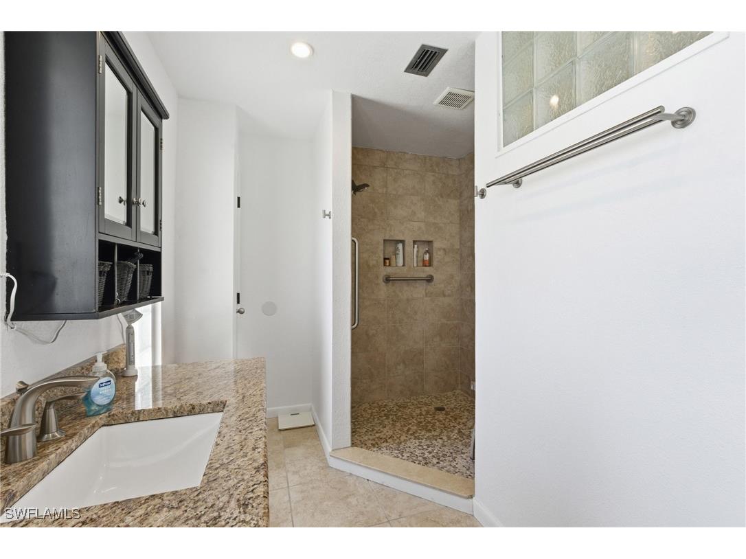 4531 SE 14th Place Cape Coral FL 33904 226002114 image19