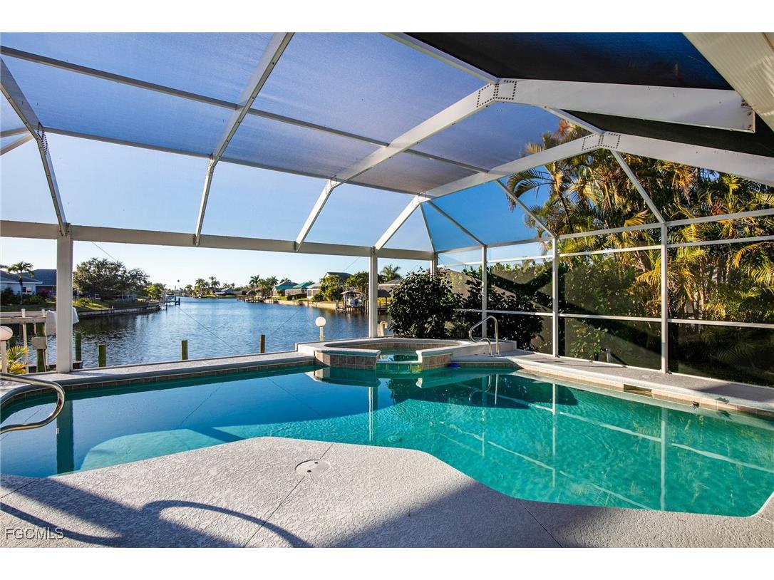 4532 SW 17th Avenue Cape Coral FL 33914 2026001191 image1