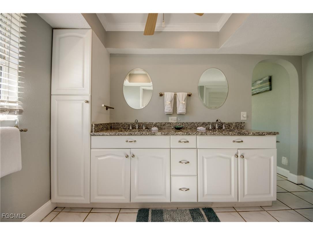 4532 SW 1st Place Cape Coral FL 33914 2025024140 image23