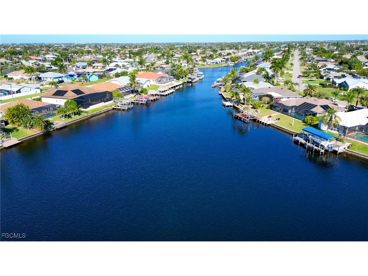 4532 SW 1st Place Cape Coral FL 33914 2025024140 image3